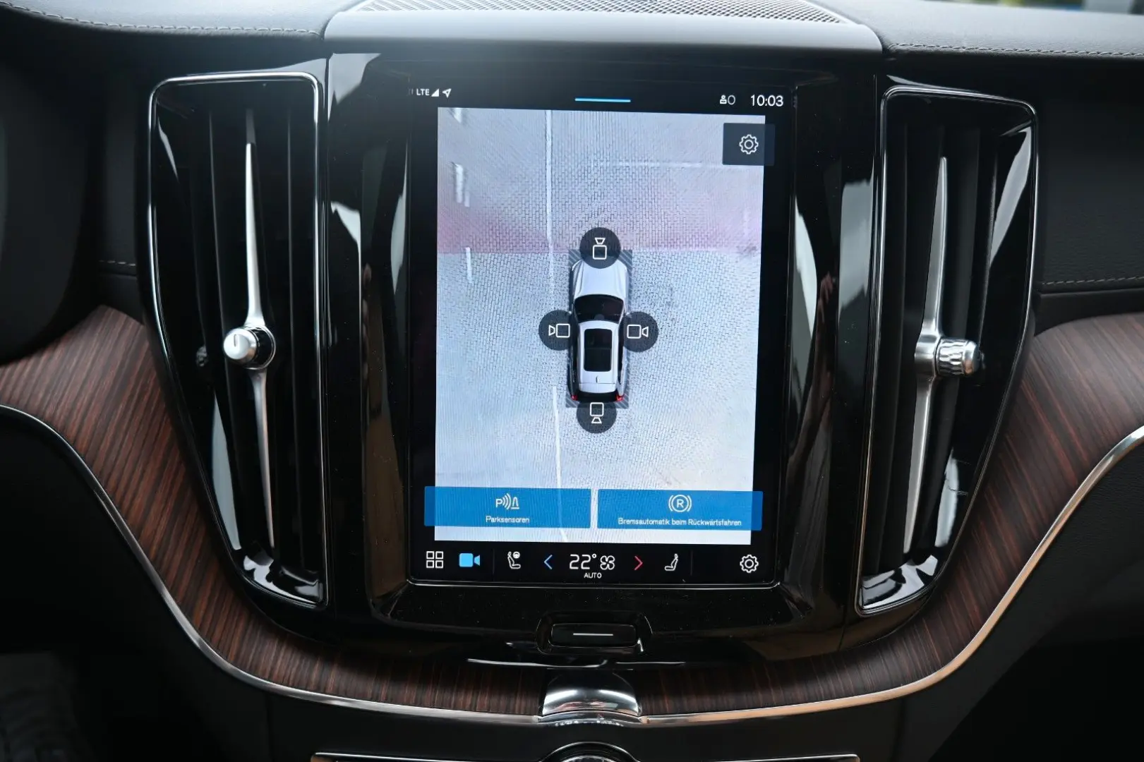 XC60 B4D AWD Ultimate Dark 360 Cristal AirSusp HK