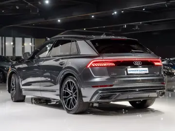 Q8 50TDI quattro S-LINE HD-MATRIX B&O PANO 22 LM