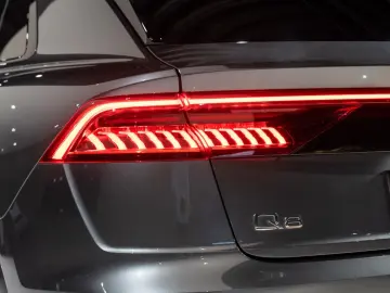 Q8 50TDI quattro S-LINE HD-MATRIX B&O PANO 22 LM