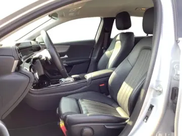 A 250 e Limousine HUD Leder KeyLess ParkAss. LM