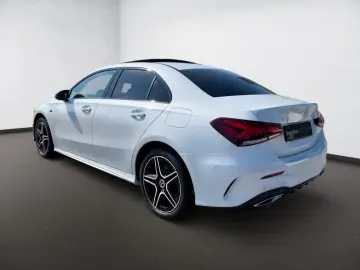 A 250 e Limousine AMG Night Pano Burm KeyGo HFA