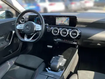 A 250 e Limousine AMG Night Pano Burm KeyGo HFA