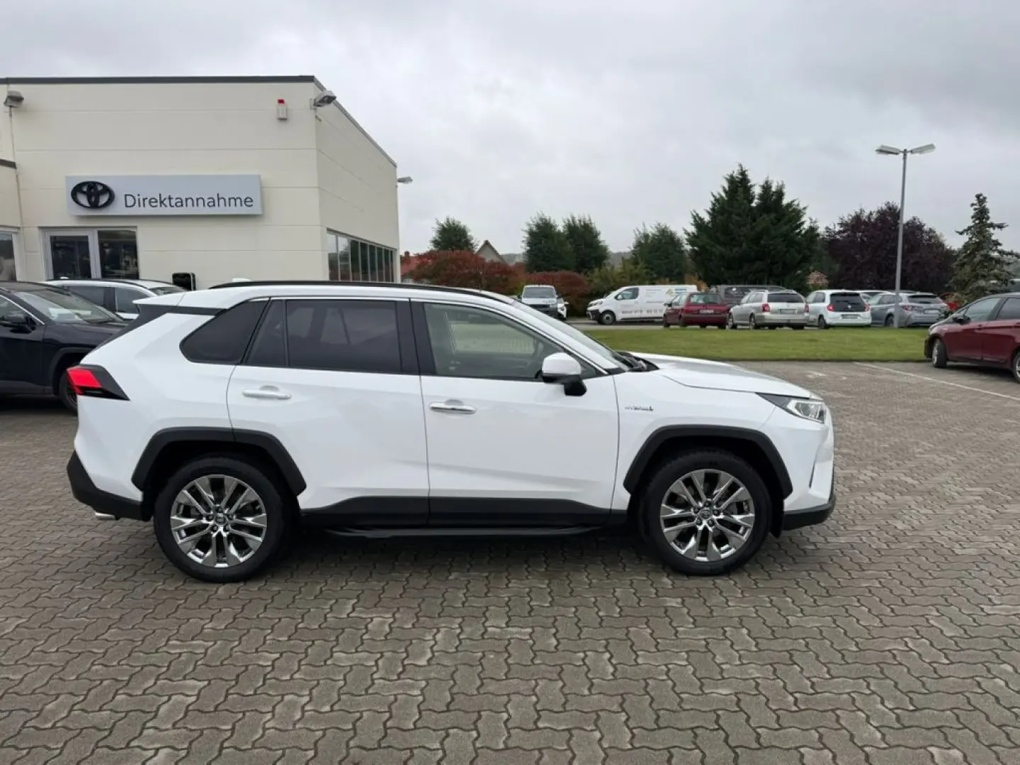 RAV 4 2.5 4x4 Hybrid Lounge Pano   AHK