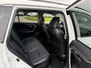 RAV 4 2.5 4x4 Hybrid Lounge Pano   AHK