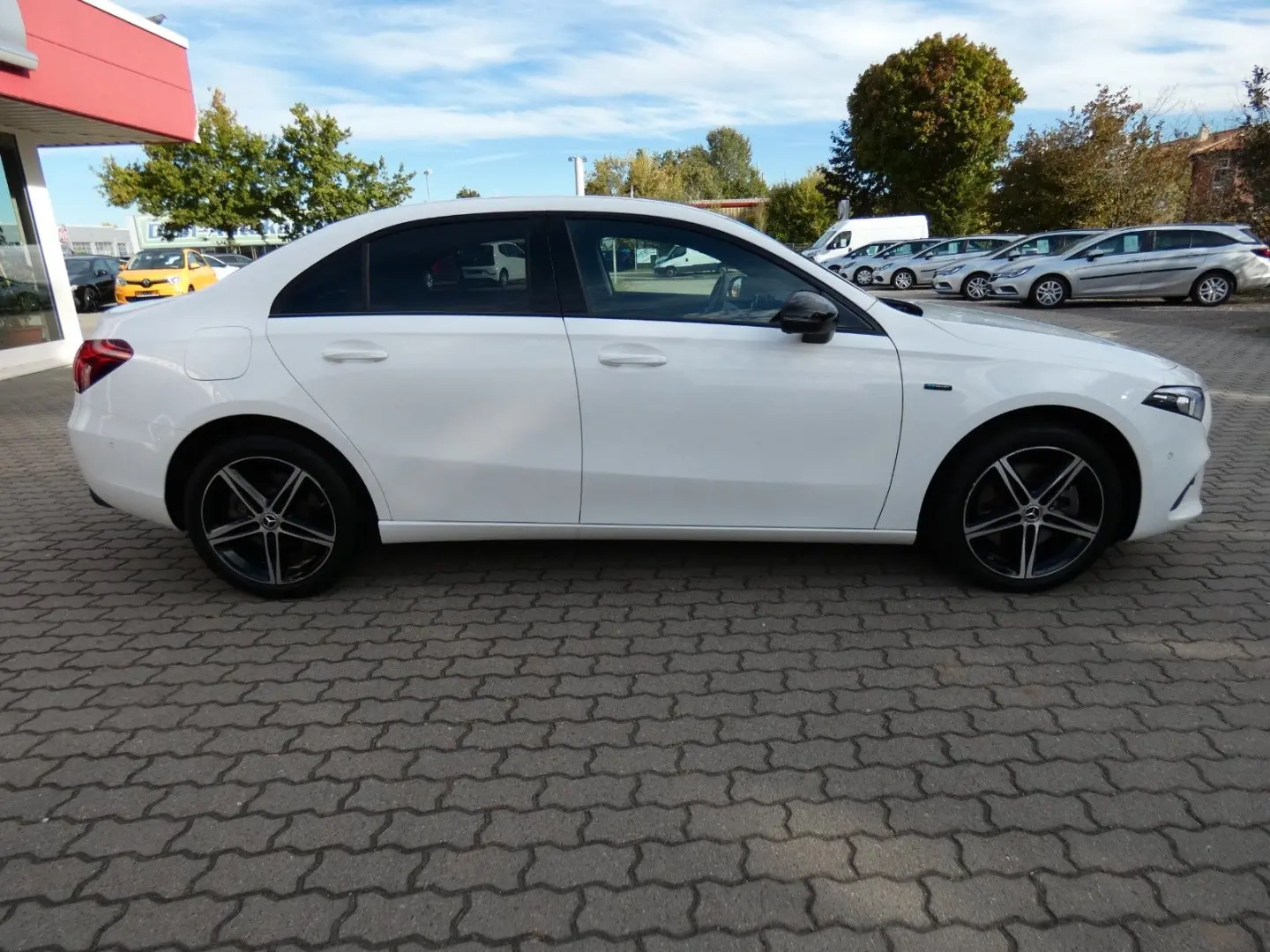 A 250 e A -Klasse Lim. LED NAVI PDC ALU