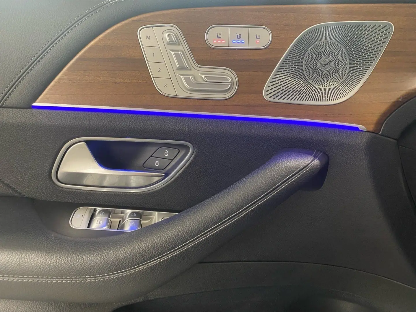 GLE 350 d 4M AIRMATIC Distronic Panorama AHK 360
