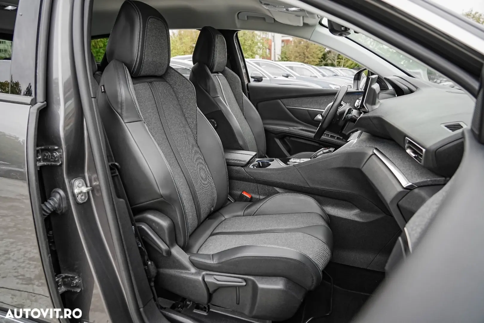Peugeot 3008 Hybrid 225 e-EAT8 Allure Pack