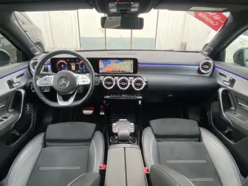 A250e AMG Limo EDITION Panorama_Memory_360_Sound