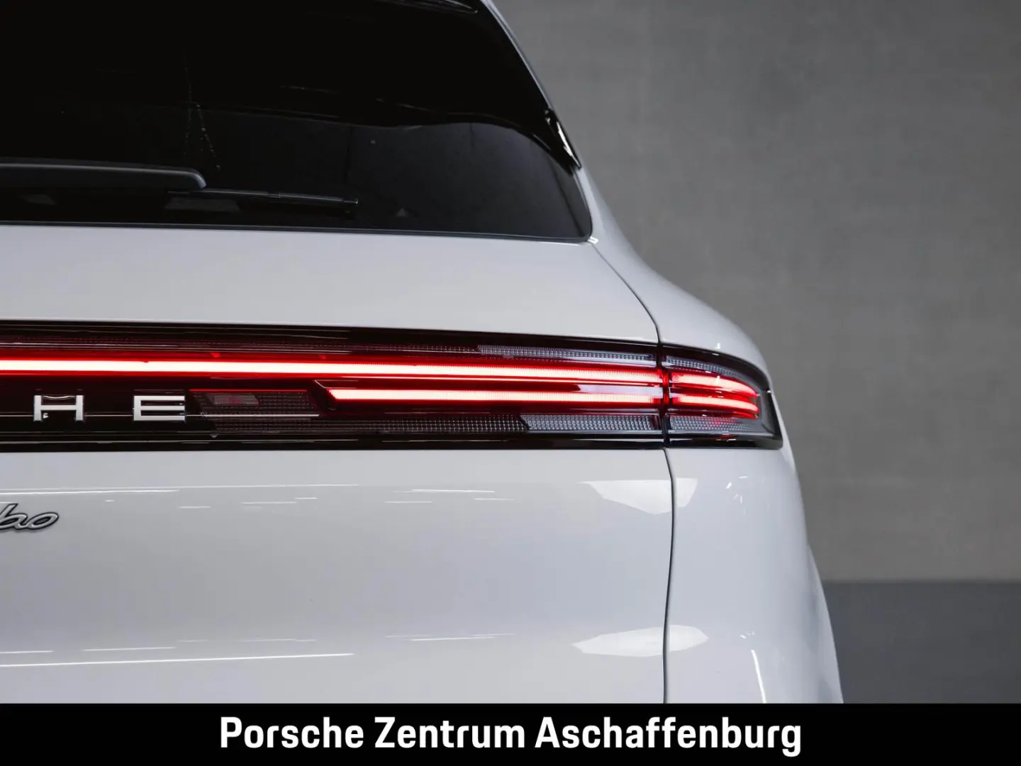 Cayenne Turbo E-Hybrid Panorama Sportabgasanlage