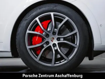 Cayenne Turbo E-Hybrid Panorama Sportabgasanlage