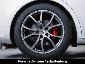 Cayenne Turbo E-Hybrid Panorama Sportabgasanlage