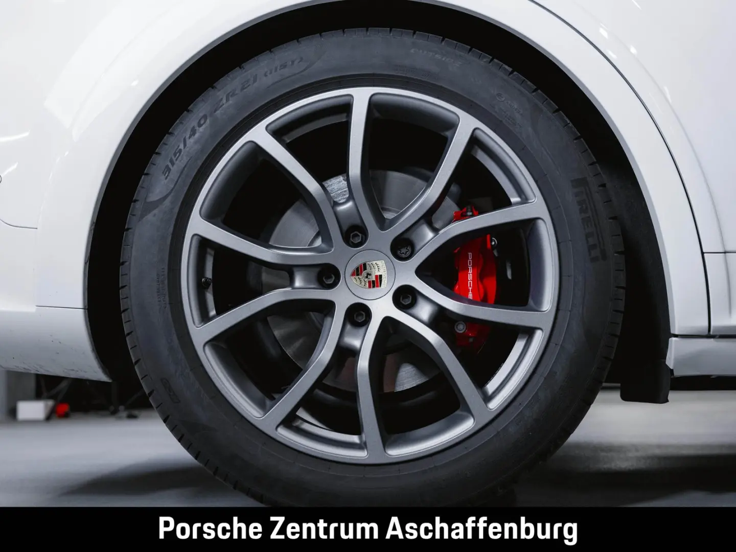 Cayenne Turbo E-Hybrid Panorama Sportabgasanlage