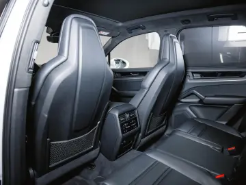 Cayenne Turbo E-Hybrid Panorama Sportabgasanlage