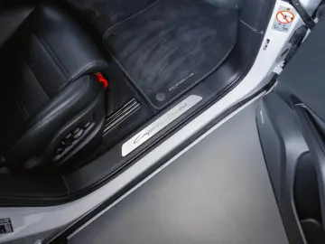 Cayenne Turbo E-Hybrid Panorama Sportabgasanlage