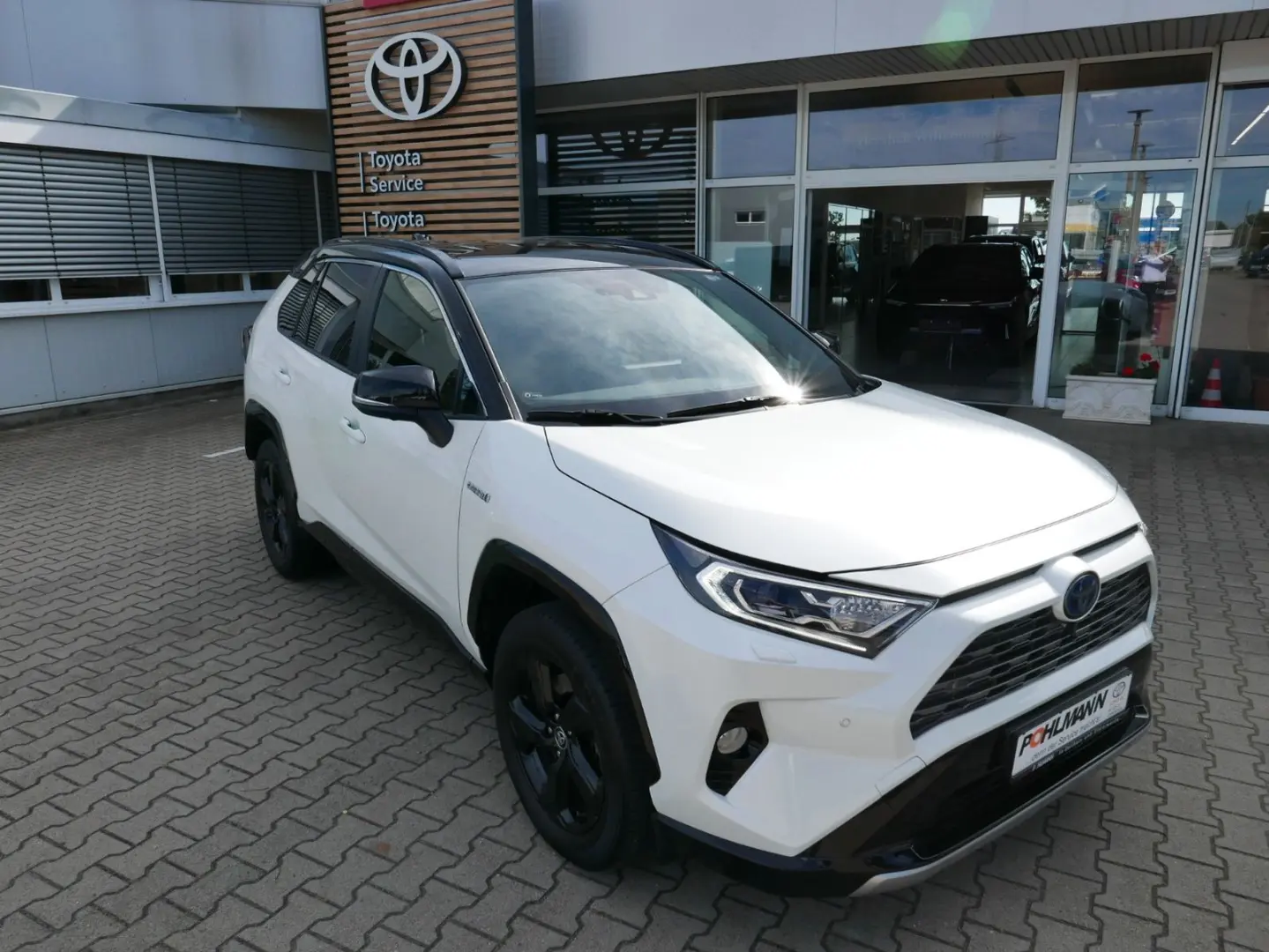 RAV 4 Hybrid 4x4 Style Selection AWD LED ACC