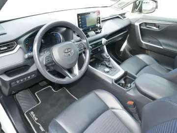 RAV 4 Hybrid 4x4 Style Selection AWD LED ACC