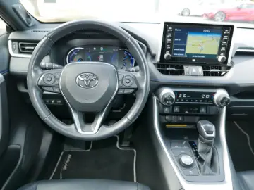 RAV 4 Hybrid 4x4 Style Selection AWD LED ACC