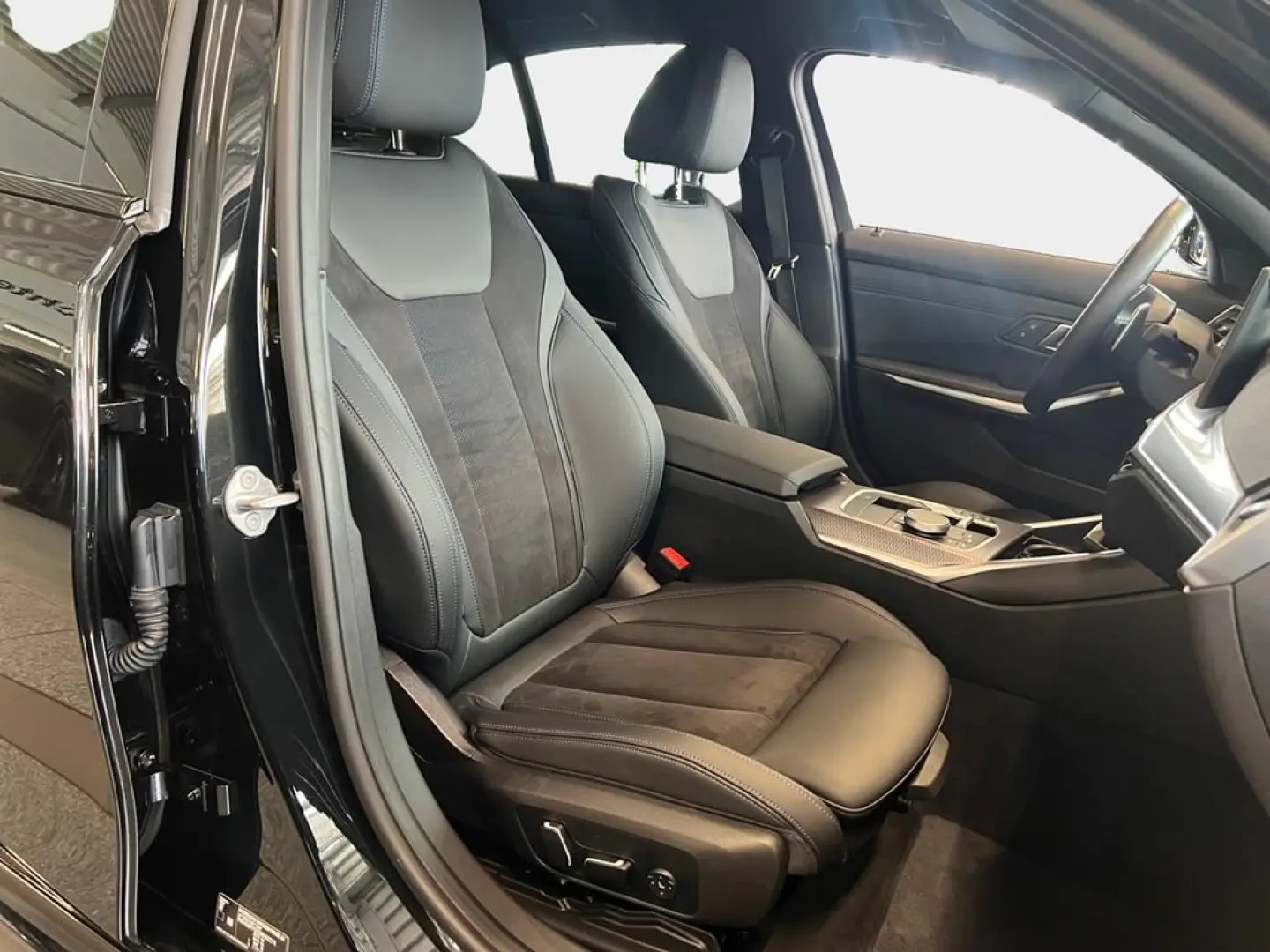 320i Aut M Sport AHK ACC Innovation Comfort 360