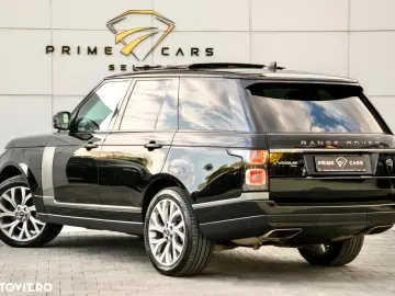 Land Rover Range Rover P400E Vogue