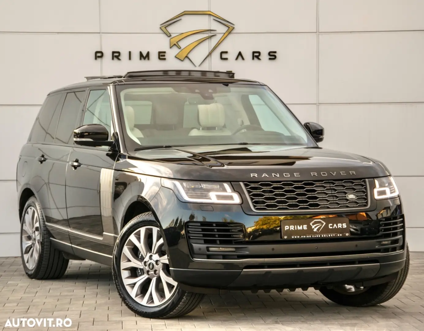Land Rover Range Rover P400E Vogue
