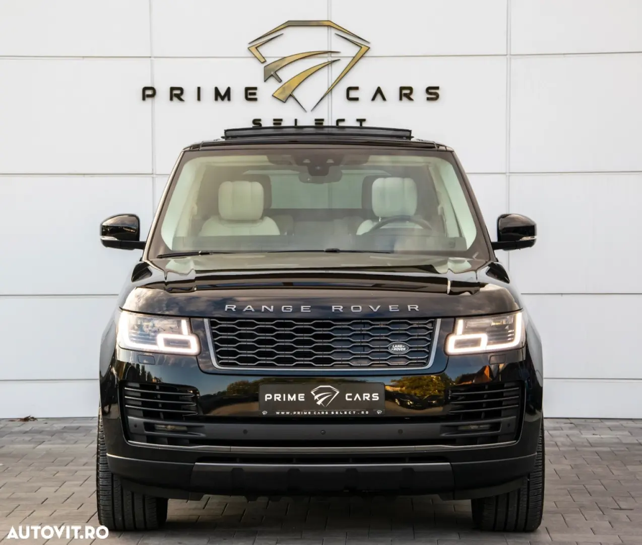 Land Rover Range Rover P400E Vogue