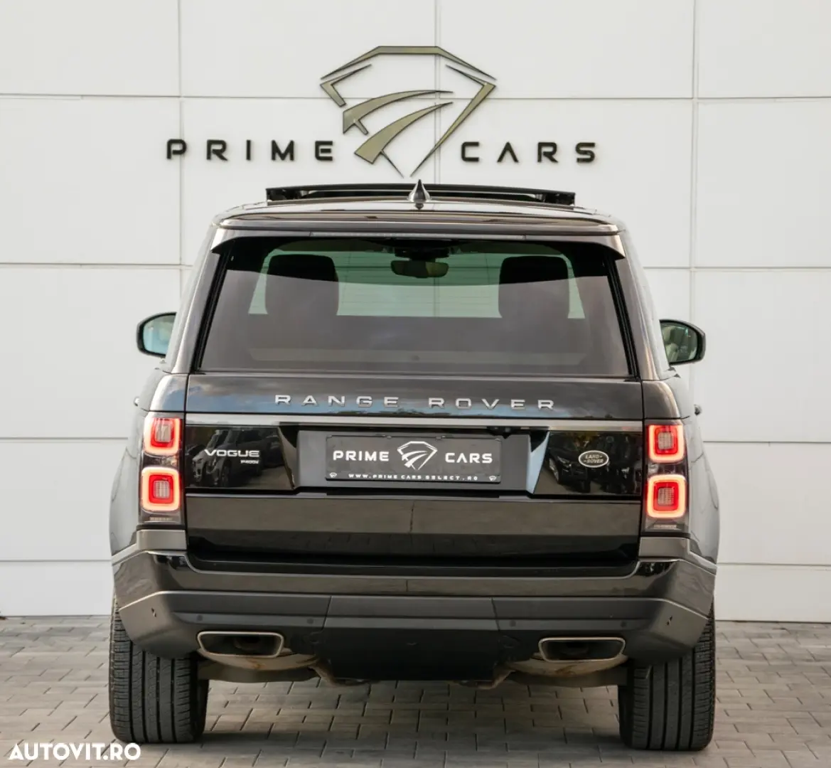Land Rover Range Rover P400E Vogue