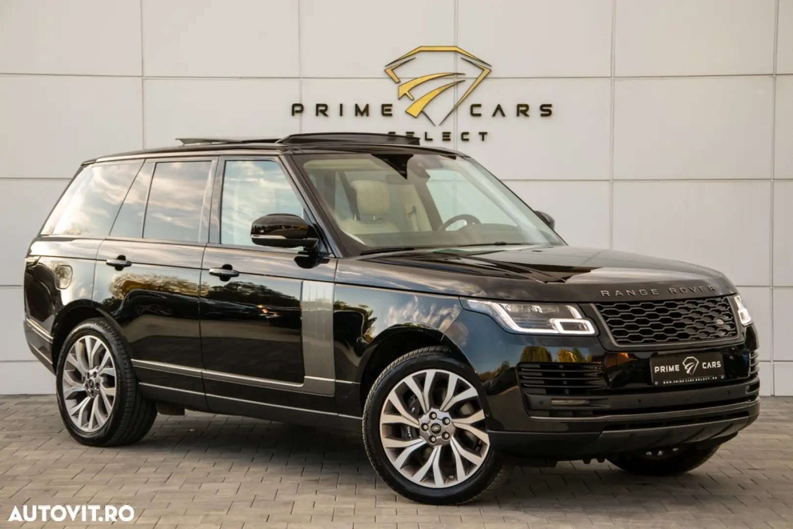Land Rover Range Rover P400E Vogue