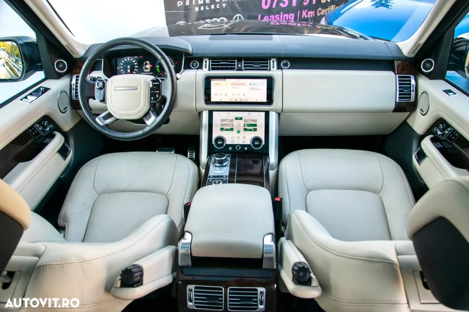 Land Rover Range Rover P400E Vogue