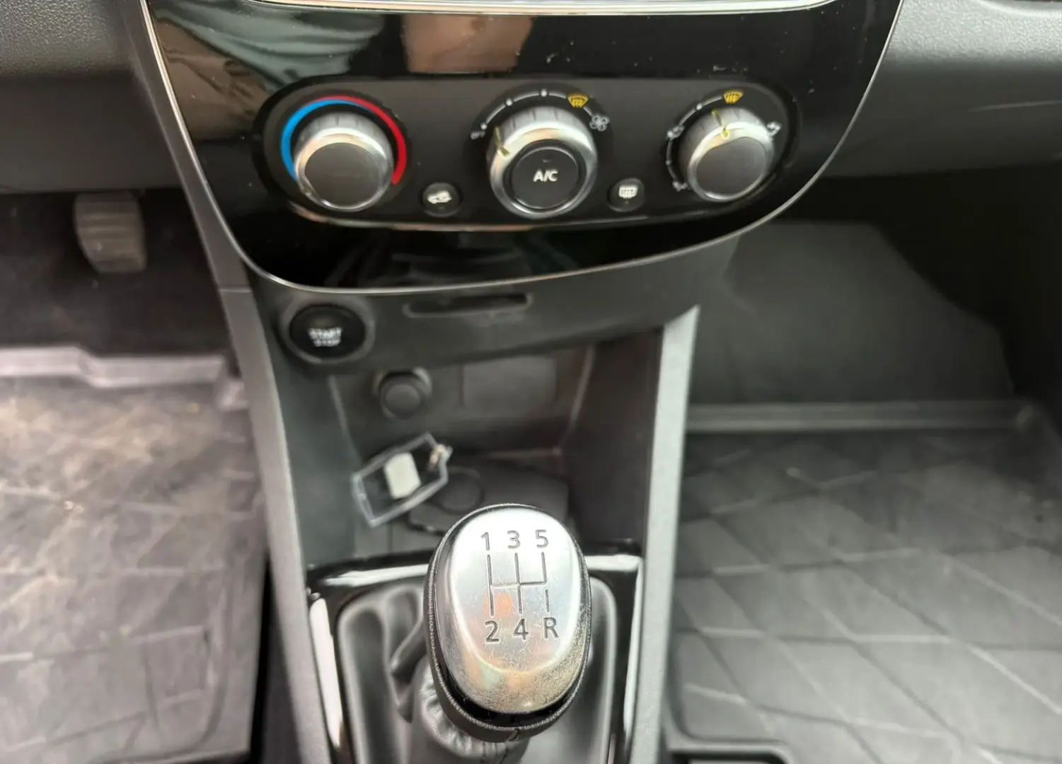 Renault Clio Estate TCe Zen