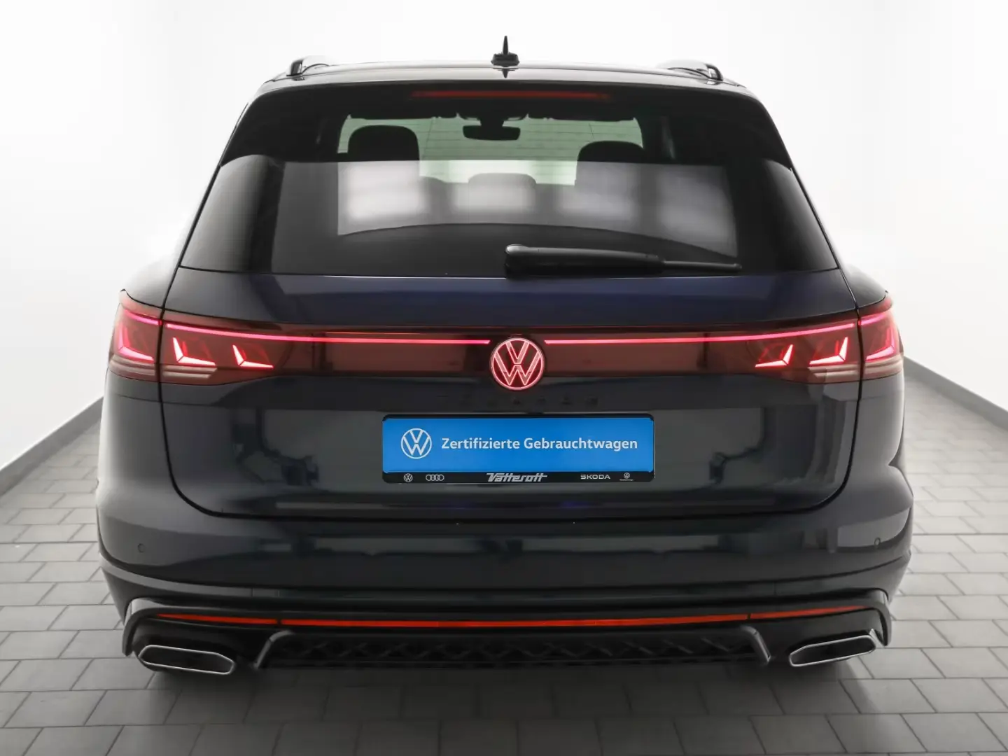 Volkswagen Touareg V6 4M R-Line Black Style Panoramic