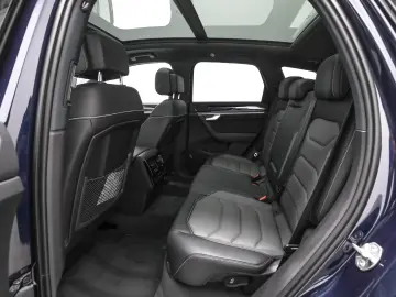 Volkswagen Touareg V6 4M R-Line Black Style Panoramic