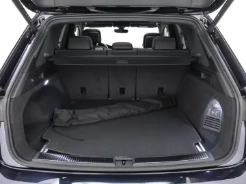 Volkswagen Touareg V6 4M R-Line Black Style Panoramic
