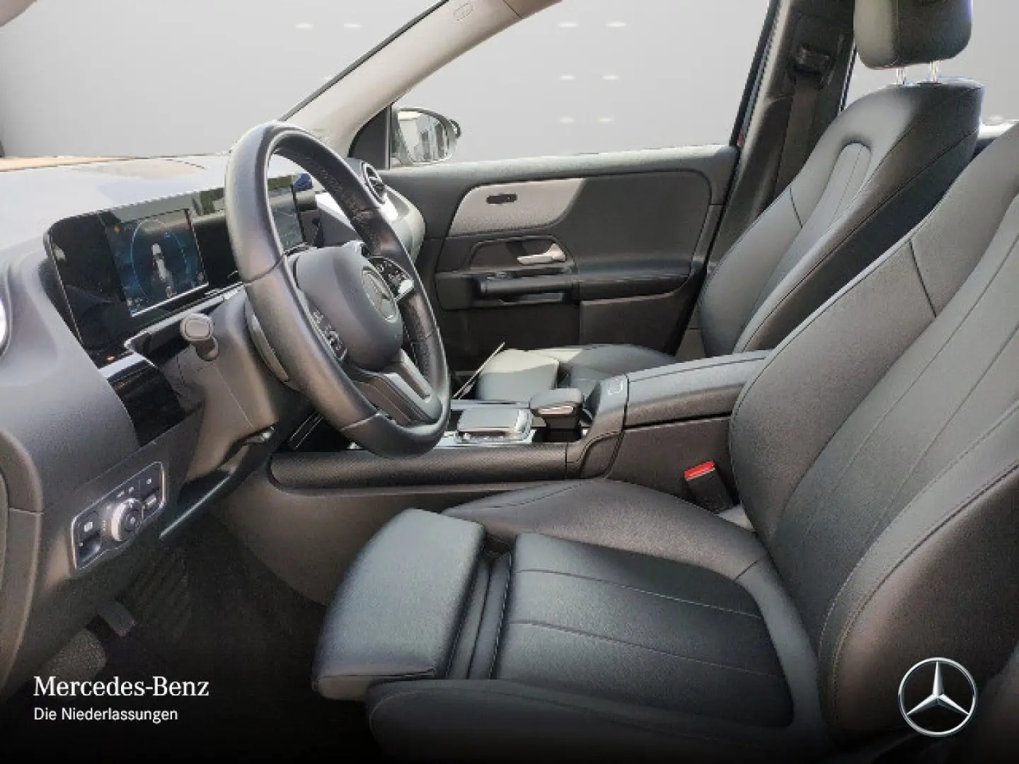 GLA 200 d 4M Style Offroad Mbeam AHK Kam EasyP