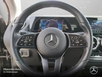 GLA 200 d 4M Style Offroad Mbeam AHK Kam EasyP