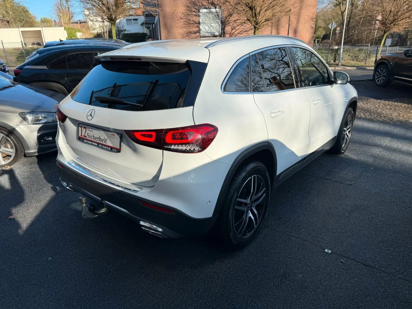GLA 200 d TOTWINKEL MULTIBEAM AHK SPURHALTE