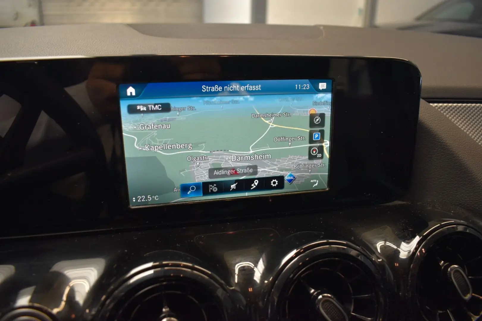 GLA 200 Automatik NAVIGATION SHZ PDC ALU