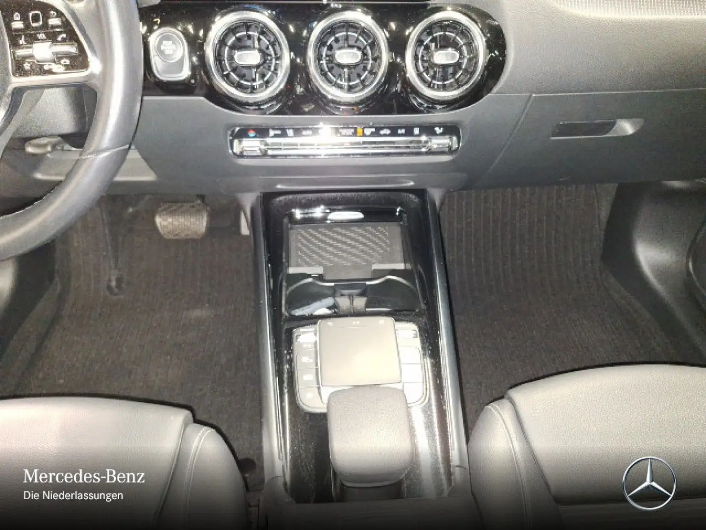 GLA 250 e Progr Night MBeam AHK MBUX HiEnd Kam