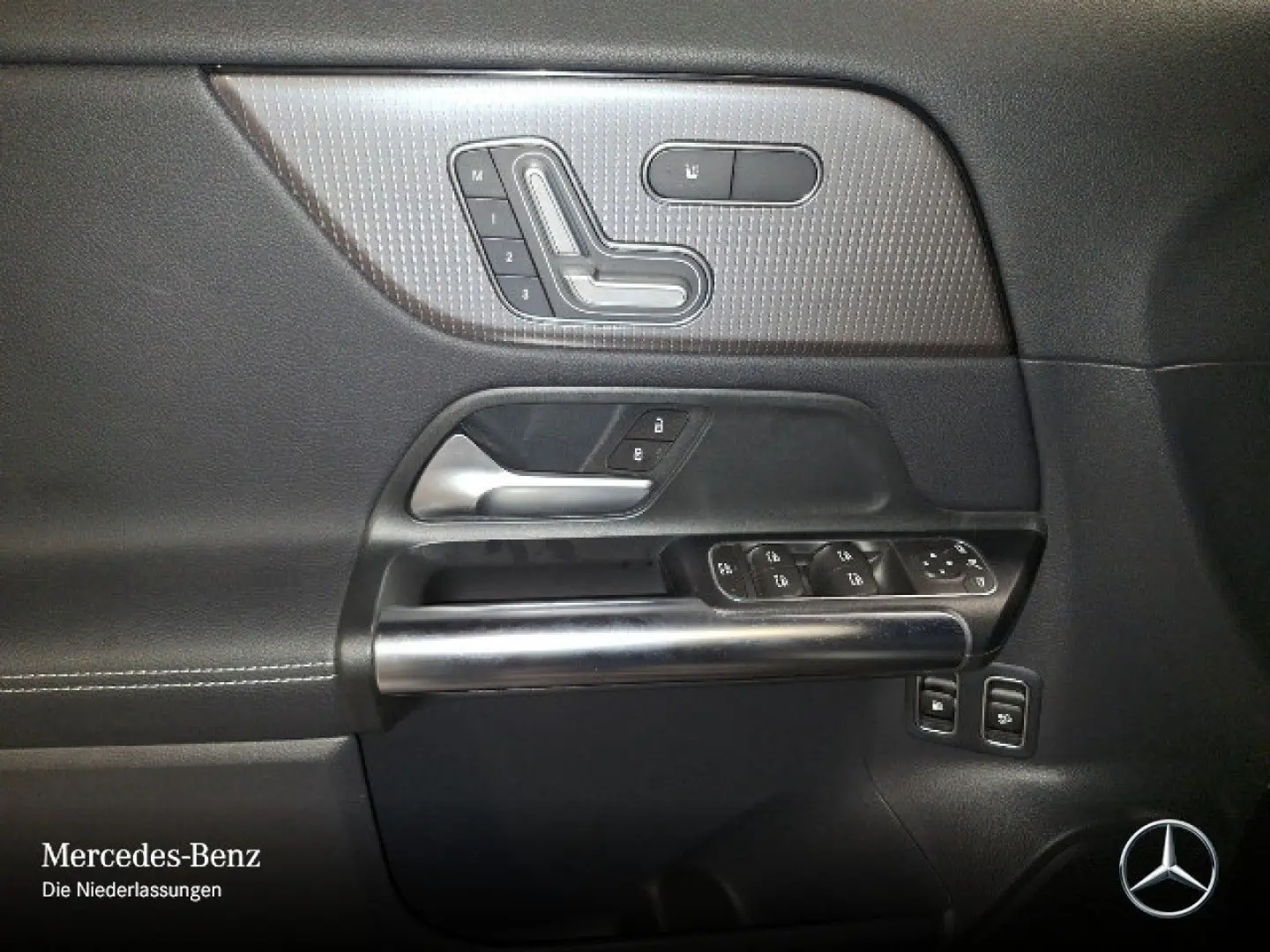 GLA 250 e Progr Night MBeam AHK MBUX HiEnd Kam