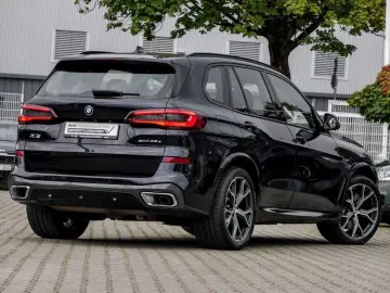 X5 xDrive45e M Sport NAVI HUD LED LUFTFEDERUNG A