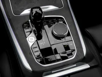 X5 xDrive45e M Sport NAVI HUD LED LUFTFEDERUNG A