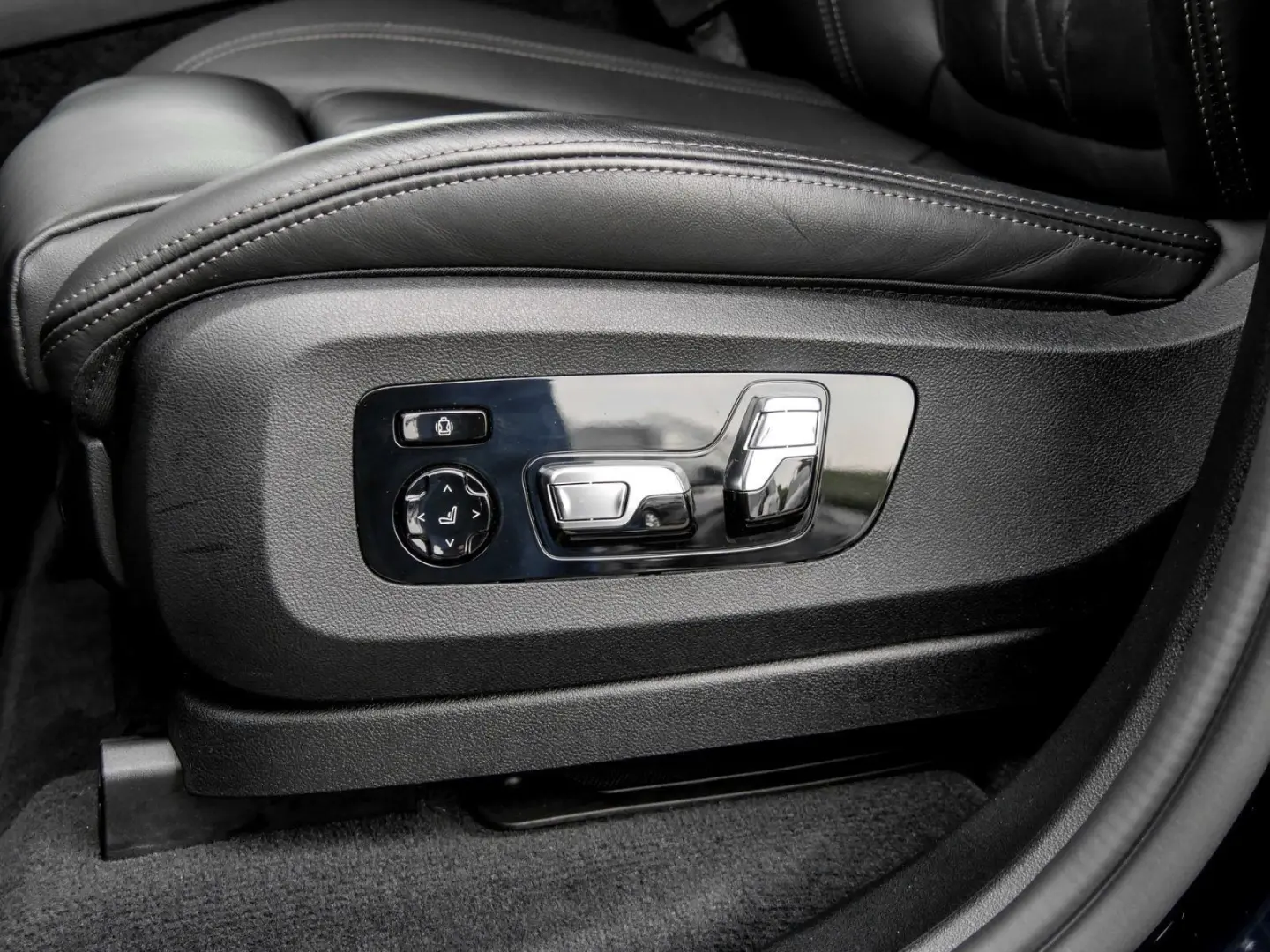 X5 xDrive45e M Sport NAVI HUD LED LUFTFEDERUNG A