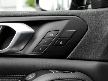 X5 xDrive45e M Sport NAVI HUD LED LUFTFEDERUNG A