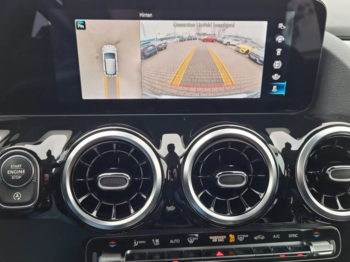 GLA 250 Style DAB NAVI LED Park-Paket Burmester