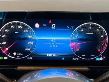 GLA 200 Advanced MBUX NaviPremium LED Kamera DAB