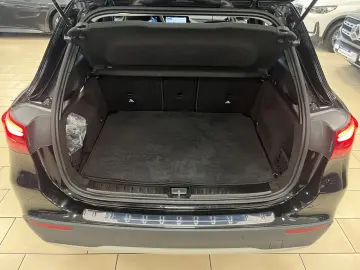 GLA 180 ACC LED Navi R-Cam TeiLeder SHZ KlimaAu