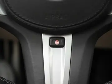 530 d xDrive M Sport Navi Leder ACC Kamera Virtu
