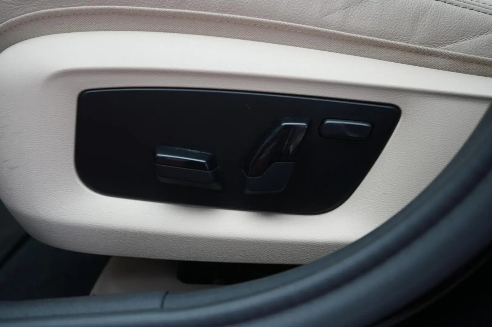 530 d xDrive M Sport Navi Leder ACC Kamera Virtu