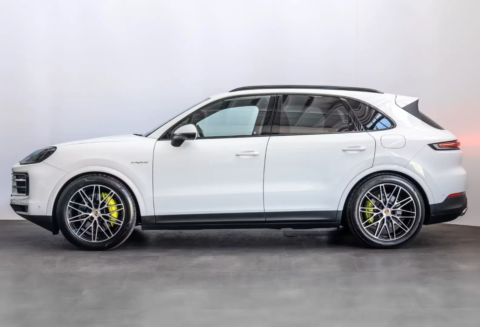 Cayenne E-Hybrid BOSE Sportabgas HD-Matrix Panor