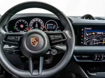 Cayenne E-Hybrid BOSE Sportabgas HD-Matrix Panor