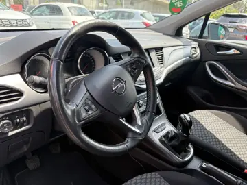 Opel Astra 1.5 Start Stop Edition